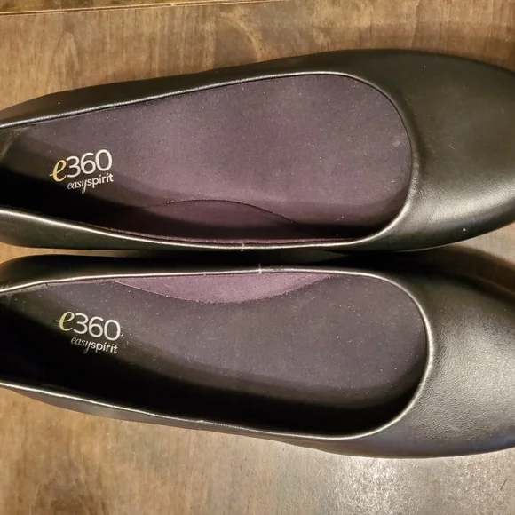 Easy Spirit Shoes Easy Spirit E36 Black Leather Wedge Size 65